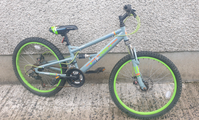 apollo creed junior mountain bike